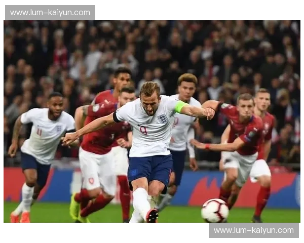 激情碰撞，荣耀之巅：欧洲杯法国vs德国经典战役回顾